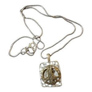 Sterling Silver Necklace & Sterling Silver Pendant with Peace Sign